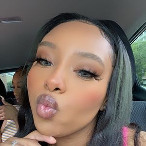 Meet your Posher, Bree